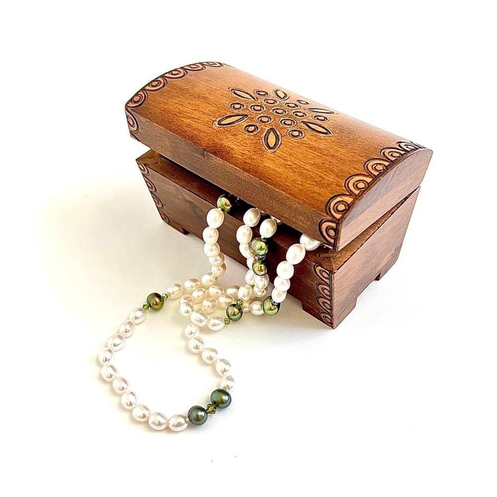 Vintage Hand-Carved Wooden Treasure Chest Trinket Jewelry Box 4” - Picture 1 of 9